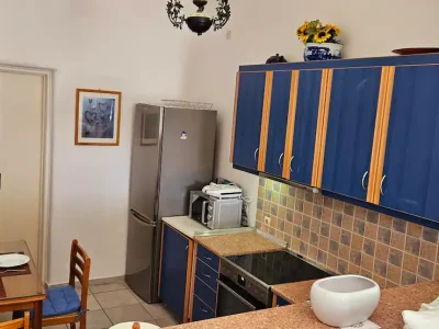 f9ddee74-dfa4-4ba3-b91b-ed8d066aa854